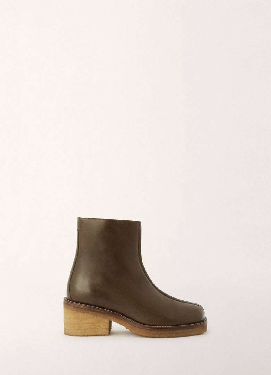 Women * | Lemaire-Uk Women Piped Heeled Boots